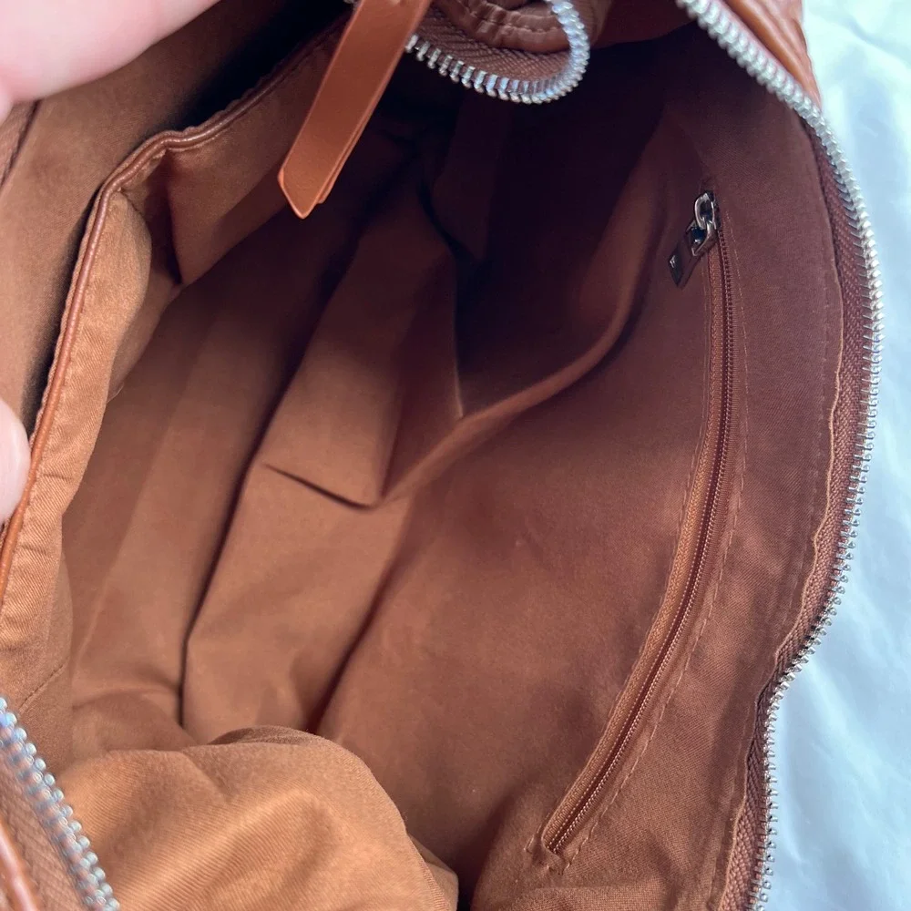 Vegan Leather NEW Woven Hobo Bag with‎ Chain Strap and Tassels Zip Closure Brown
